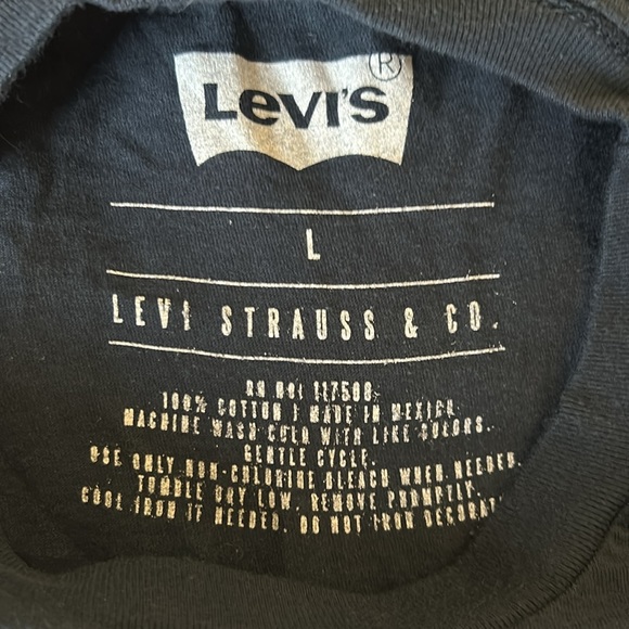 Levi’s T Shirt Black Large - Picture 4 of 6